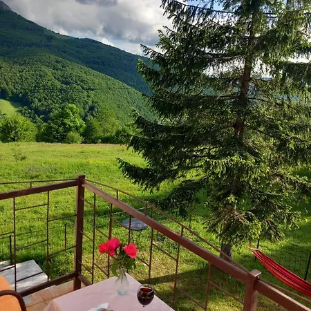Planinska Kuca Petar * Gacko